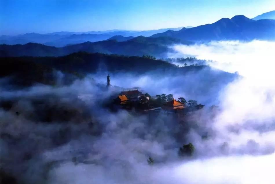 小场景里的“大幸福” 碧江百岁老人的别样生日宴
